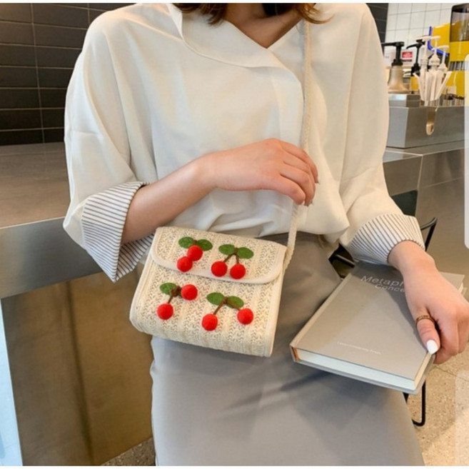 앵두 라탄백 크로스백 비치백 여름 휴가 가방 바캉스 숄더백 에코백 왕골 데일리백 빅 밀짚