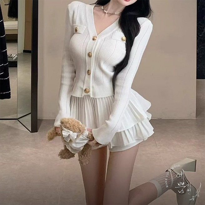 예쁨시전 [투피스] 속바지 일체형 러블리 트위드 니트 가디건 플레어 스커트 세트