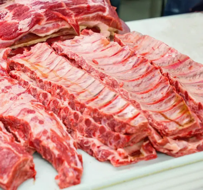 깔끔손질 암돼지 등갈비 쪽갈비 김치찜용, 1kg, 2개