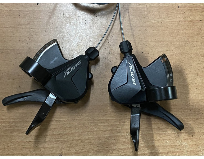 SHIMANO ALIVIO SL-M3100 3x9速 指撥變速器 變把, 1個