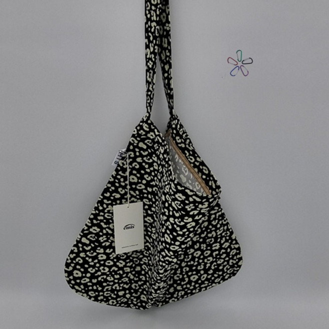 [국내 매장 정품] 이미스 에코백 22Y 레오파드 코듀로이 블랙 + 카라비너