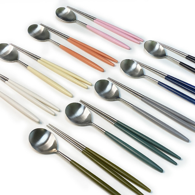 [백화점브랜드] am 원형 수저 4인 세트 / 이태리 솔리드 원형 수저 젓가락 세트 집들이 선물, 옵션1(아보카도+올리브+그레이+블루), 1개, 숟가락 4P+젓가락 4P