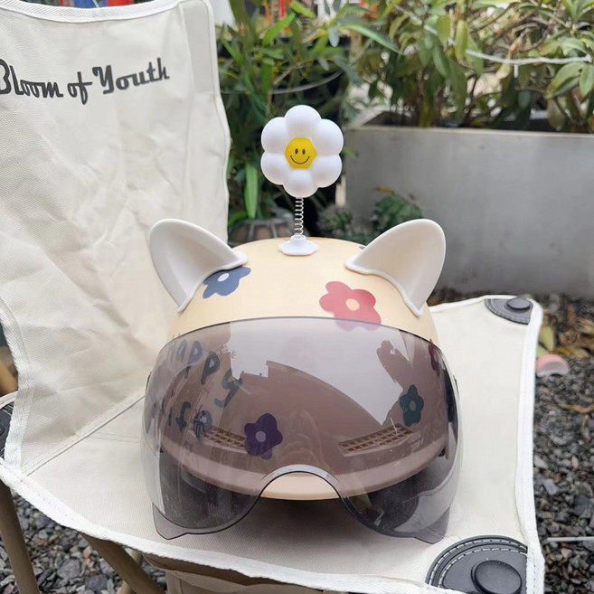 3c해피유통 헬멧 헬멧 바이크 헬멧 사계절 공용 jhlmy, 베이지+블랙 선글라스+꽃송이+귀 장식