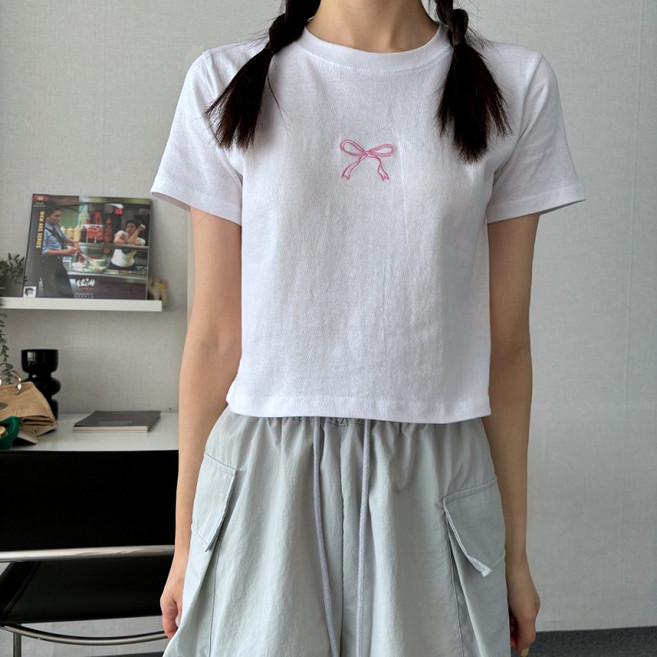 [국내생산] 미니 리본 자수 숏 크롭 여름 반팔 티셔츠