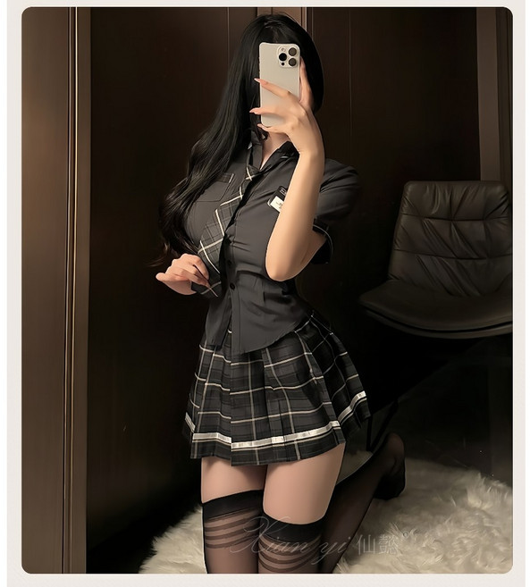 超短裙 大尺碼學生服