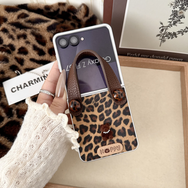 얌코 휴대폰케이스 갤럭시 z플립7 z플립6 z플립5 호피 곰돌이 낙상 방지 핸드폰케이스