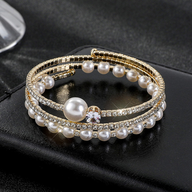 큐빅 진주 오픈형 여성 팔찌 화려한 포인트 패션