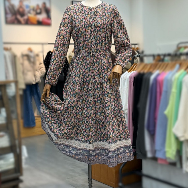 써스데이아일랜드 플라워 보더 롱 원피스 t252mop138