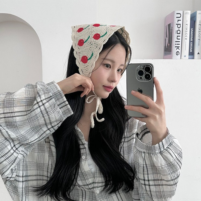 어나더뷰 3062 체리 니트 뜨개 헤어커치프 삼각 두건 머리띠