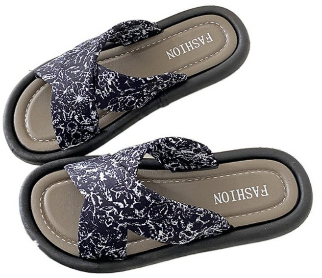 Cute Cloth Belt Flower Flip PVC Anti Beach Sweet Soft Sandals