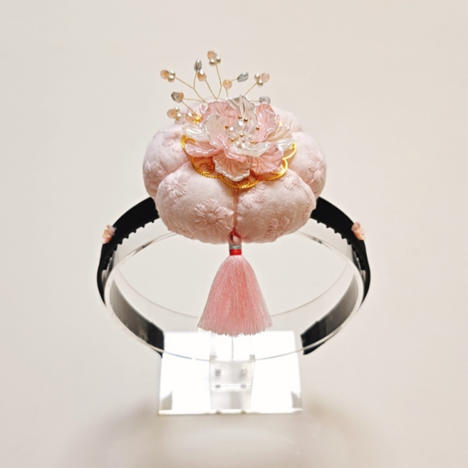 BEEU 비유 호박 자개꽃 한복머리띠 & 한복 비단댕기 / 명절 설 추석 돌잔치 결혼식 예식 국악 여성 여아 성인 한복 머리띠 족두리 머리장식 헤어장식 헤어악세사리 헤어액세서리