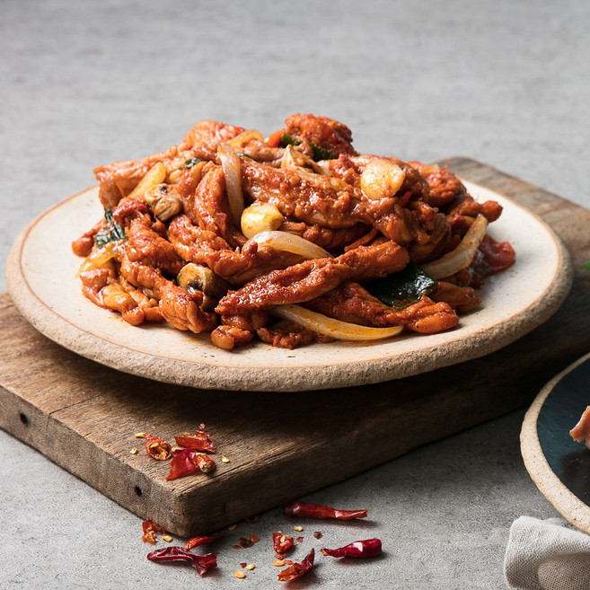 마녀바스켓 국내산 뼈없는 닭목살 구이 매운맛, 4개, 350g