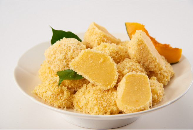 [경기도가떡] 쌀카스테라 단호박 인절미 수제떡 (냉장), 850g, 1개, 황금보자기(+3,000원)