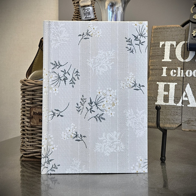 스페셜라이프 노트 일기장 A5 예쁜 꽃무늬, 1개, 아이보리