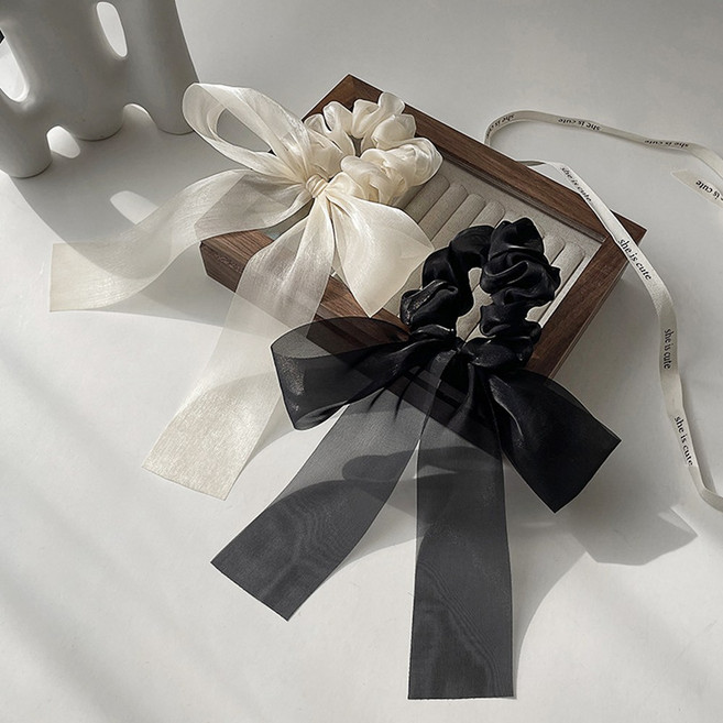 어반이즈 프렌치 새틴 리본 헤어 스크런치 2종세트