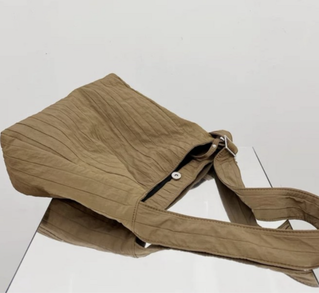 YUYIMI조절가능 초경량 크로스 숄더백 주름에코백 생활방수