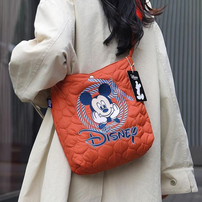 디즈니 정품 퀼팅 숄더백 미키 마우스 캐릭터 자수 누빔 에코백 크로스백 데일리 가방