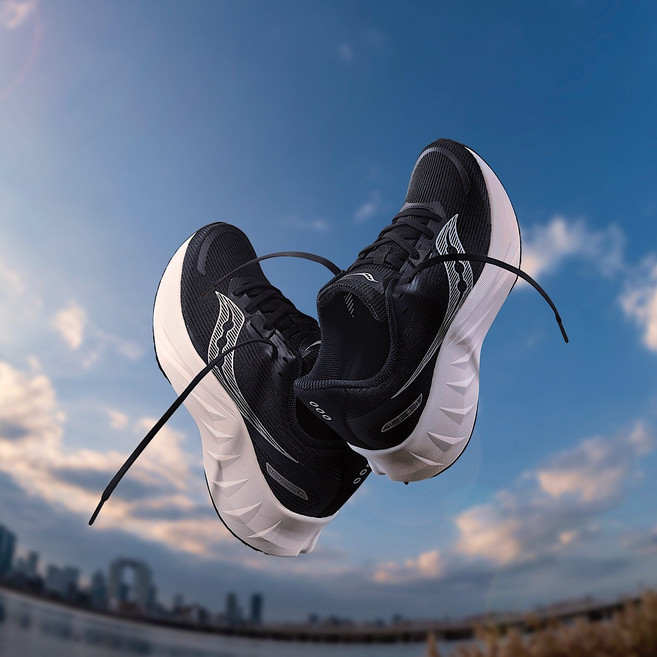 [ABC마트 신구로NC점] 써코니/타이드 2 U_S28216-62_BLACK/WHITE_남녀공용