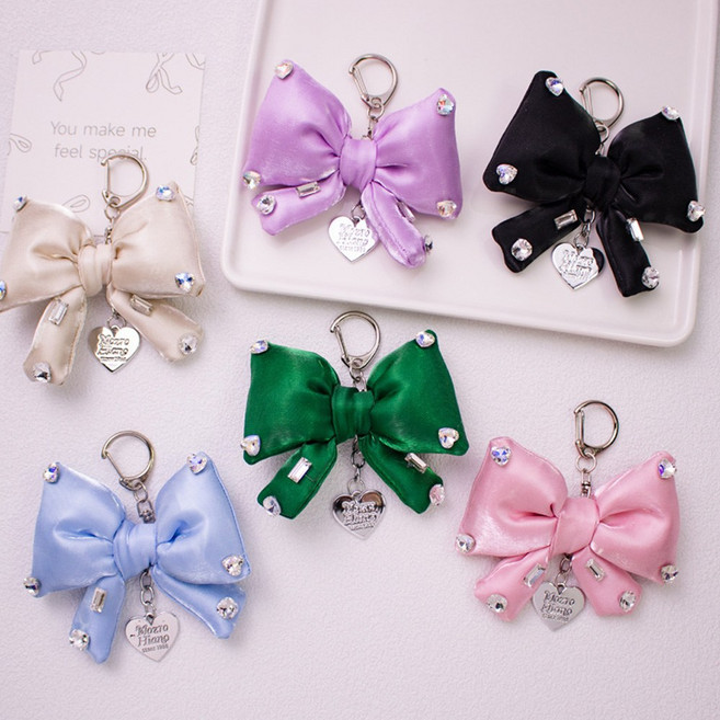 후암마켓 큐빅 리본 하트참 가방고리 열쇠고리 자동차 키링
