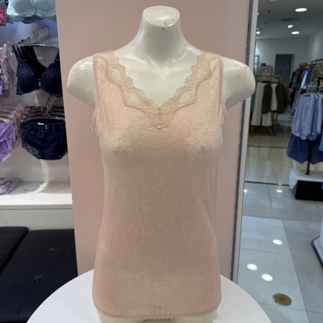 [비비안] 오프라인 여름 판매율1위 !! 신축성 좋고 시원한 인견 플라워 자가드 무늬 땀 흡습 발산에도 탁월한 여자나시 런닝 (빅사이즈 나옴) 7391_구미점