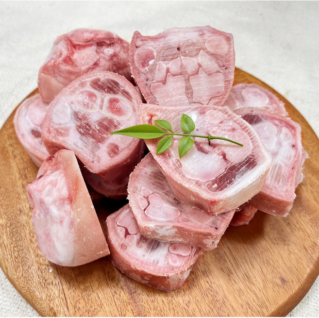 [오늘출고] 한돈 돼지고기 돼지족 미니족 단족 족발 생족발 1kg 우시산한돈 냉동 더예쁜한우, 1개, 절단족 (가로컷팅)