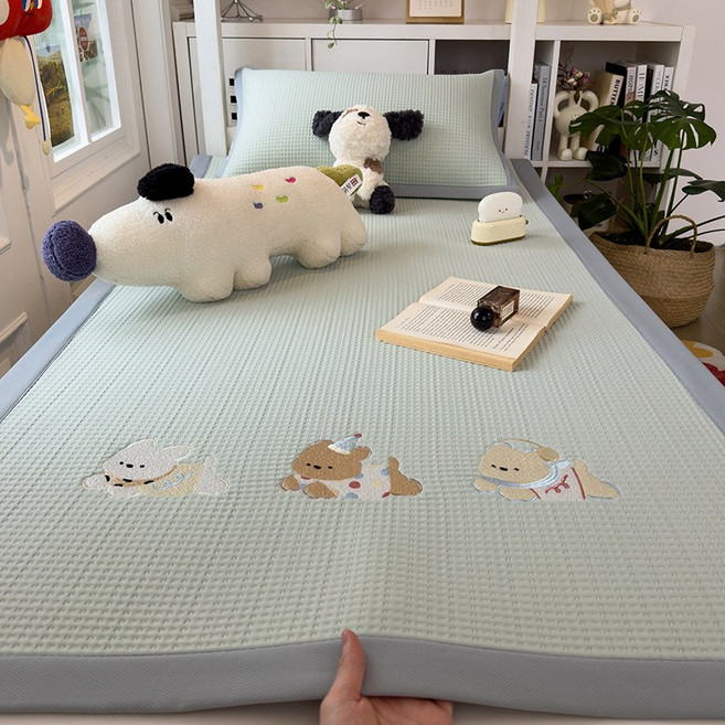 A급 냉감 100% 폴리에스터 아이스빈 쿨매트 3종 세트 아이스 실크 매트 침대 커버형 에어컨용 소프트 매트, 80*200cm 싱글 냉감 매트, 질주하는 강아지-민트 그린