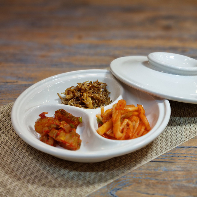 뚜껑 있는 3칸 나눔접시, 1개, 화이트
