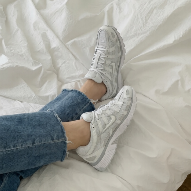 [당일방송]나이키 정품 P6000 FV6603-101 메탈릭 실버 남녀공용 레트로 스니커즈