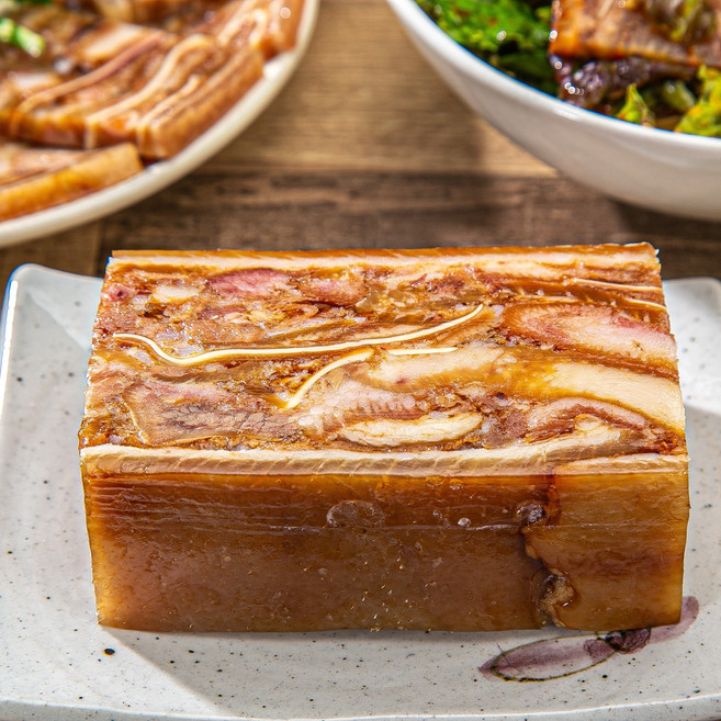 제철밥상 잡내없는 통편육 돼지머릿고기, 2개, 250g