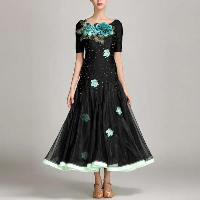 왈츠복 댄스복 드레스 의상 연주회 공연 무대 사교 라틴 탱고