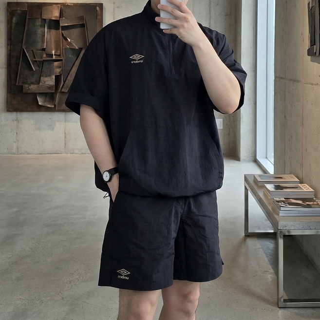 엄브로 26SS 스몰 로고 반팔 아노락 + 반바지 SET + 보관파우치