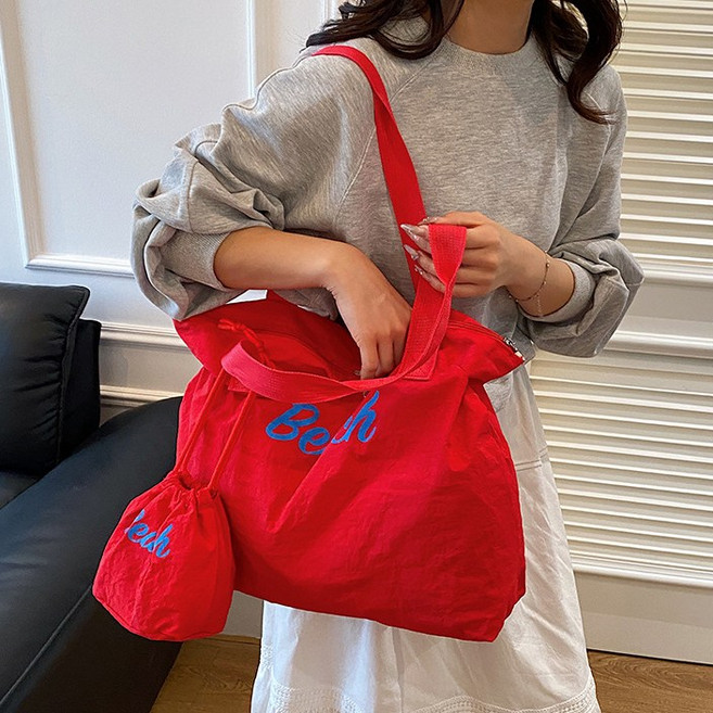 파우치 딸린 세트백 여성 여름 비치백 세트 가방 파우치 포함 데일리 숄더백 빅사이즈 에코백 여행가방 꾸안꾸룩 바캉스 필수템 모던 캐주얼 토트백 크로스백 여친선물 캠퍼스 봄 가을