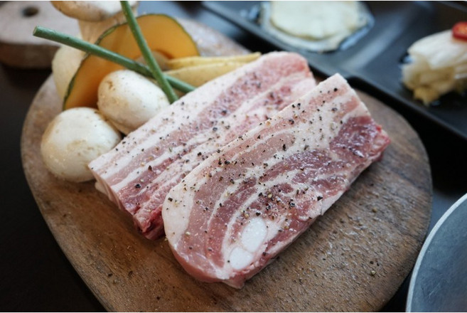 삼겹살 1kg(구이용) 유명한 정육점, 1개