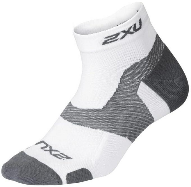 2XU 유니 성인용 벡터 1/4 크루 양말, 화이트/그레이