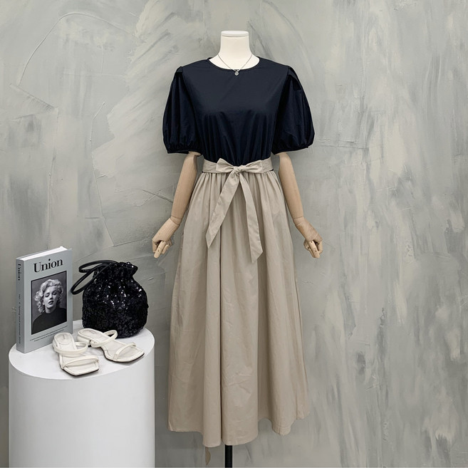 [행복여] 뮤틴 셔링 벌룬 소매 배색 포인트 플레어 롱 원피스