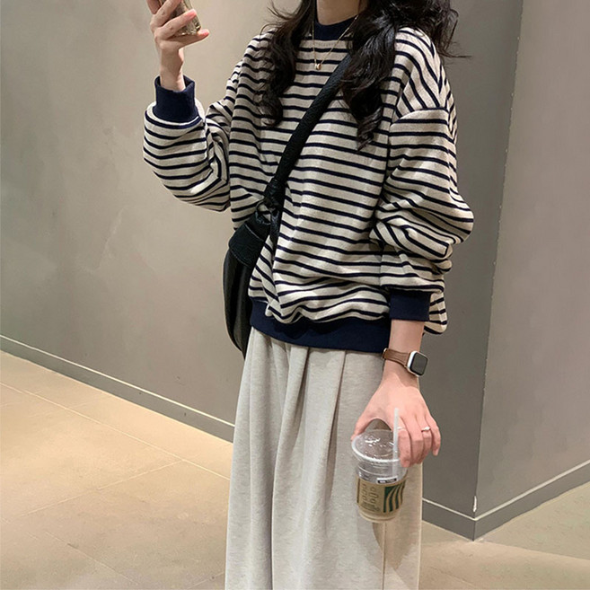큐엔유 여성 스트라이프 맨투맨 라운드넥 봄 겨울 긴팔티