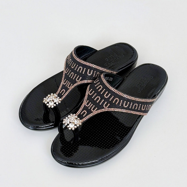 2위 - 페루지노 여성 큐빅 주얼리 쪼리 슬리퍼 4cm PE-P280