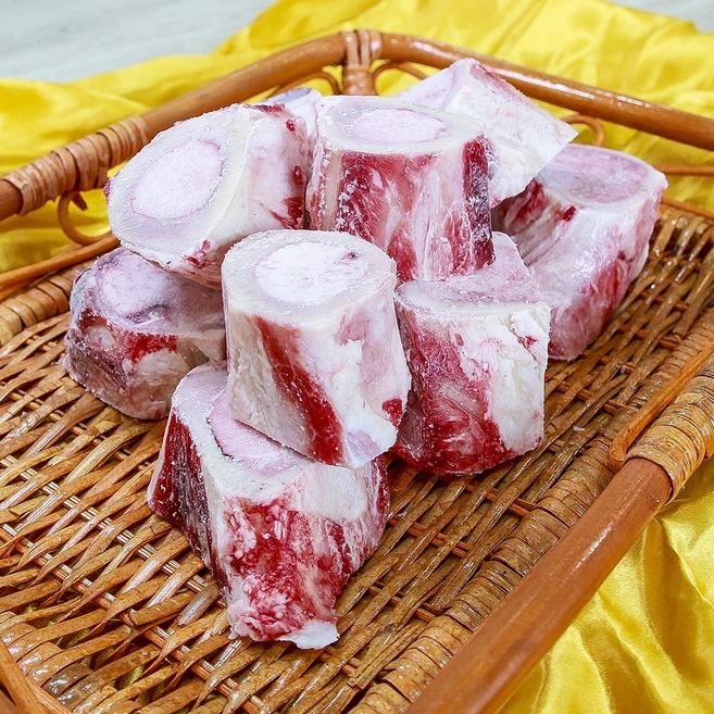 [이겼소] 한우 사골 육우 우족 본메로우 수육 곰탕 투뿔 사골뼈 보신, 한우 사골 2kg, 1개 - 쿠팡