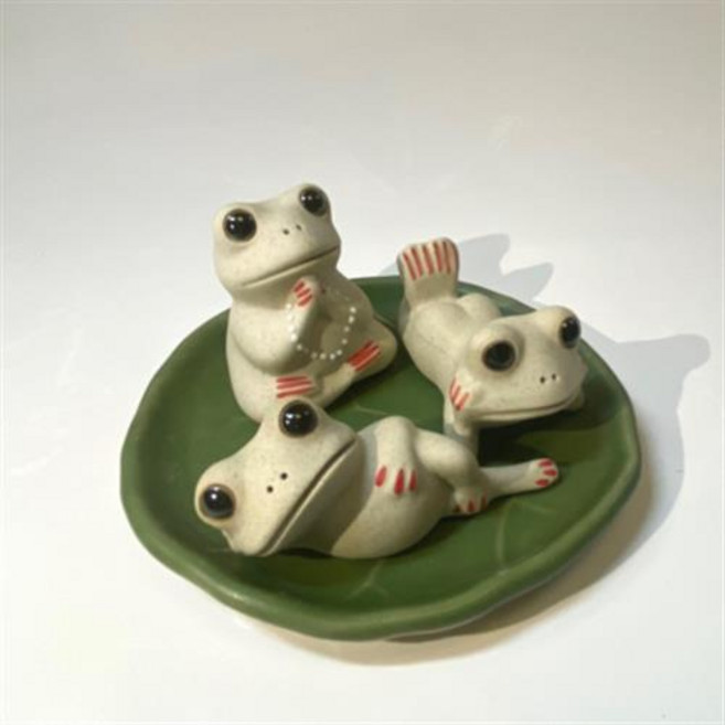 델리트레저 불교개구리 개구리 피규어 소품 불교굿즈 부처님상, 연잎, 1개