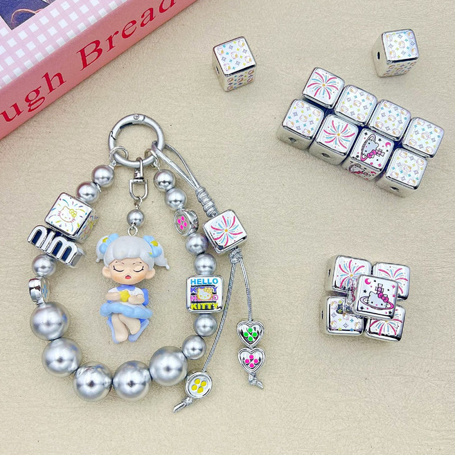 모이코 실버 사각 비즈 파츠 15mm 볼펜 꾸미기 재료 펜꾸 머리끈 방울 비즈공예 거꾸 폰 스트랩 볼꾸 거꾸