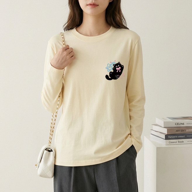 [2026 봄신상] 스타일아유 컴팩트 면100% 여성 오버핏 고양이 레터링 프린트 긴팔 티셔츠 편안한 착용감 데일리 상의 TS3912