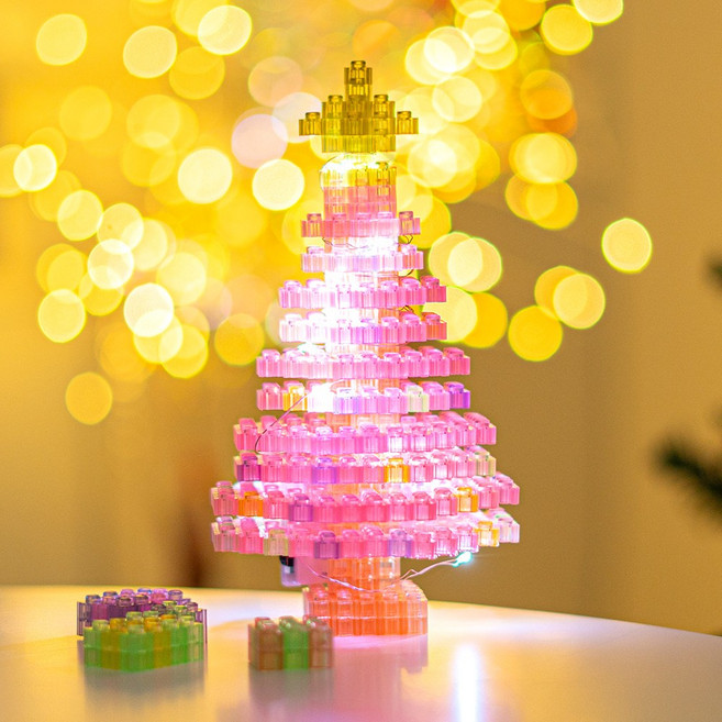 민화샵 디폼블럭 입체 트리 8mm 크리스마스 초록트리 만들기 DIY키트 도안포함 트리조명 꾸미기, 디폼블럭 입체트리8mm-핑크선물트리