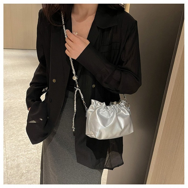 여성 버킷백 미니 체인 크로스백 데일리 핸드폰 가방