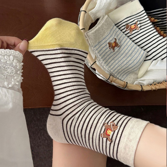morim 여성 양말 귀여운 스트라이프 봄여름 양말 중목 양말 학생 패션 면질 양말 4족 세트