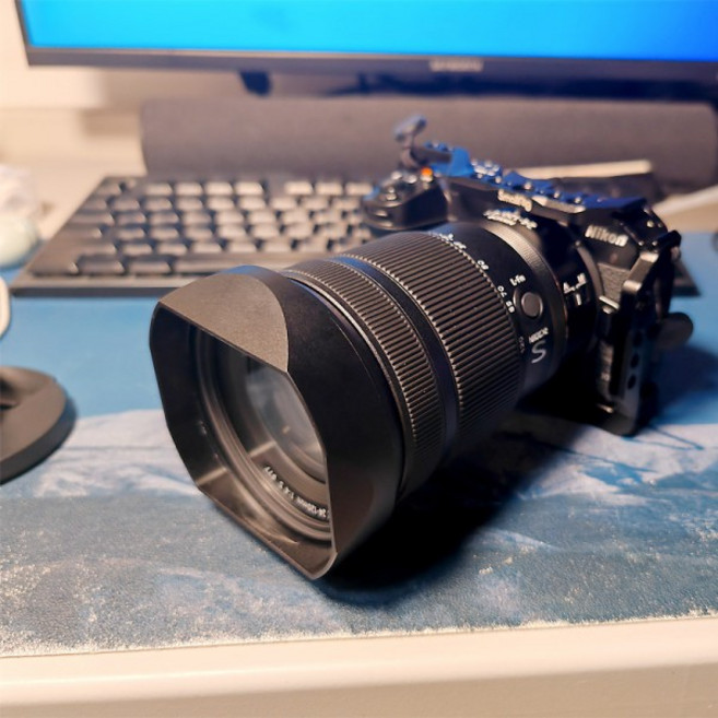 Nikon Z 24-120mm f4 S용 금속 사각 렌즈 쉐이드 렌즈 후드에는 금속 캡이 함께 제공됩니다., 1개