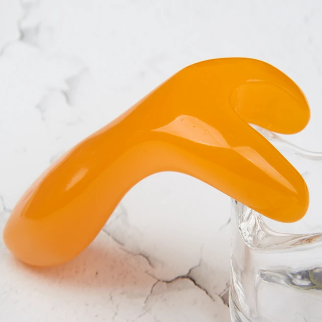 본연 세라믹 물소뿔 로즈쿼츠 괄사 얼굴 마사지 도구 림프 순화, 15)밀랍수지 갈고리 괄사, 1개 - 쿠팡