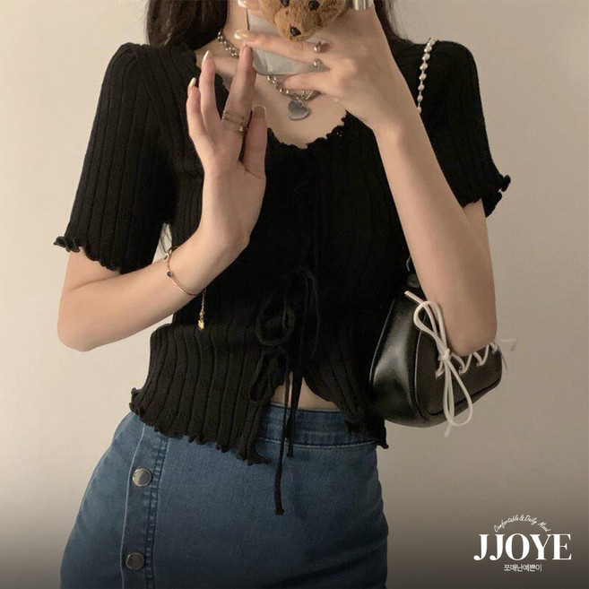 쪼예 팔뚝삭제 펀칭 리본 레이스업 크롭 반팔 니트 티셔츠