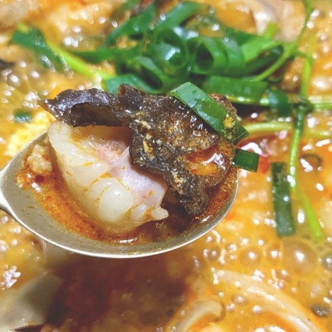 더바른식탁 곱창전골 밀키트 1kg 소곱창전골 밀키트 캠핑 곱창 캠핑 전골 캠핑 음식 밀키트, 1개