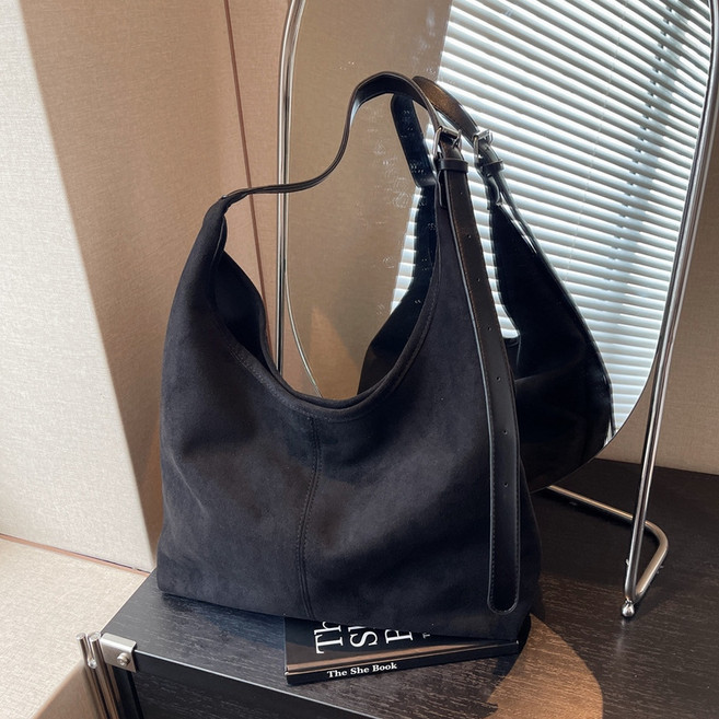 XFD 부드러운 스웨이드 가죽 숄더백 토트백