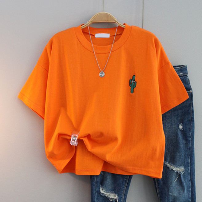 달콩 자수선인장크롭티셔츠 여성 반팔 라운드 데일리룩 기본티 박스티